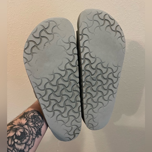 Birkenstock Arizona Essentials EVA Grey Sandals Women’s Size 11 Men’s Size 9 - Picture 6 of 7